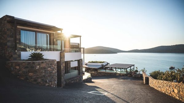 Trouver la perle immobilière à hyères 83 : nos astuces